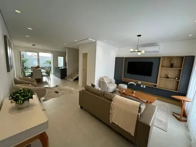 Casa em Condomínio em Zona Nova