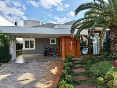 Casa em Condomínio em Parque Antártica