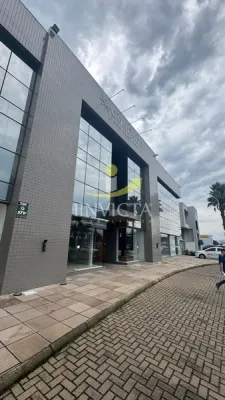 Loja em Zona Nova