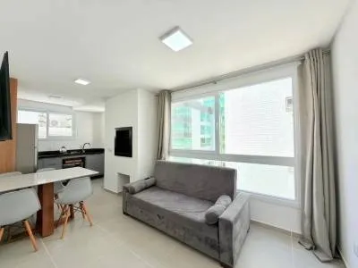 Apartamento em Zona Nova
