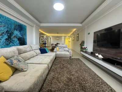 Apartamento em Zona Nova