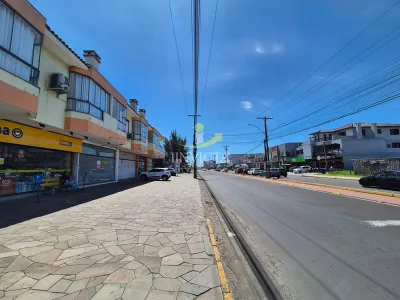 Loja em Zona Nova