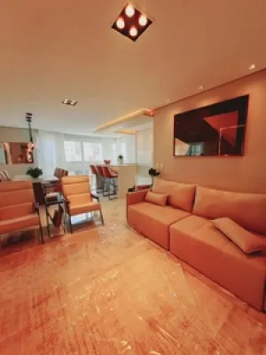 Apartamento de 3 Dormitorio no Bairro Centro — foto 2