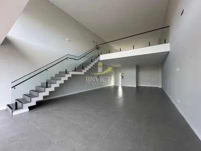 Loja em Atlântida