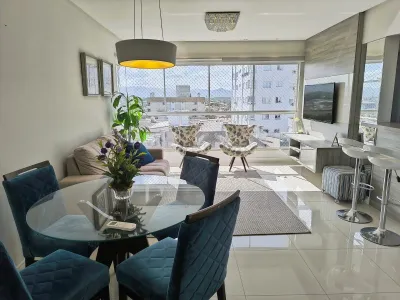 Apartamento em Zona Nova