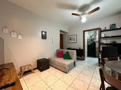 Apartamento em Zona Nova