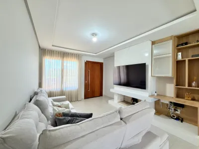 Casa em Bairro Mobiliada e Decorada no Bairro Zona Norte / Capão da Canoa — foto 2