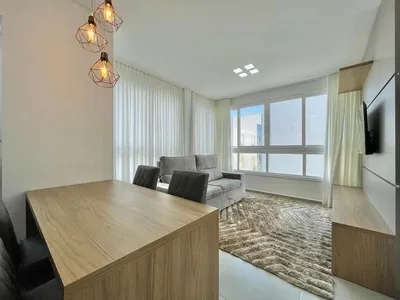 Apartamento em Zona Nova