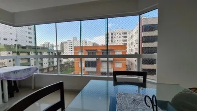 Apartamento em Zona Nova