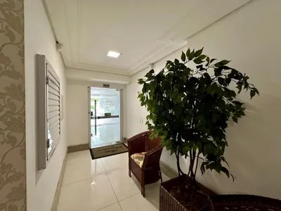 Apartamento em Zona Nova