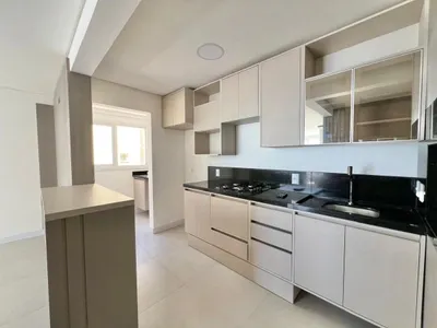 Apartamento em Zona Nova