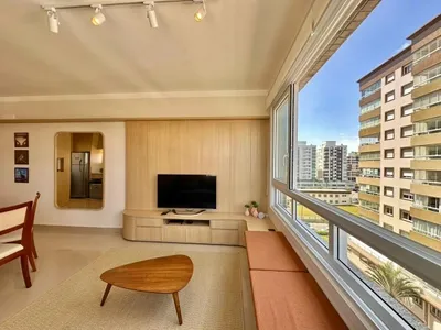 Apartamento em Zona Nova