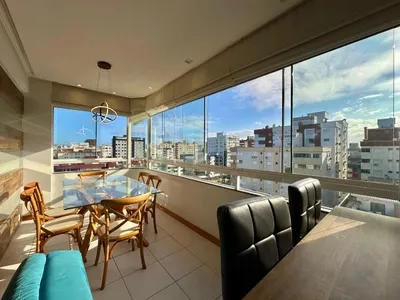 Apartamento em Zona Nova
