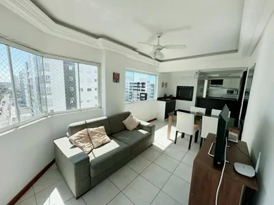 Apartamento em Zona Nova