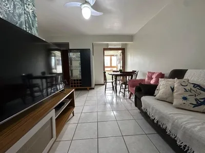 Apartamento em Zona Nova