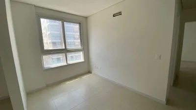 Apartamento em Zona Nova